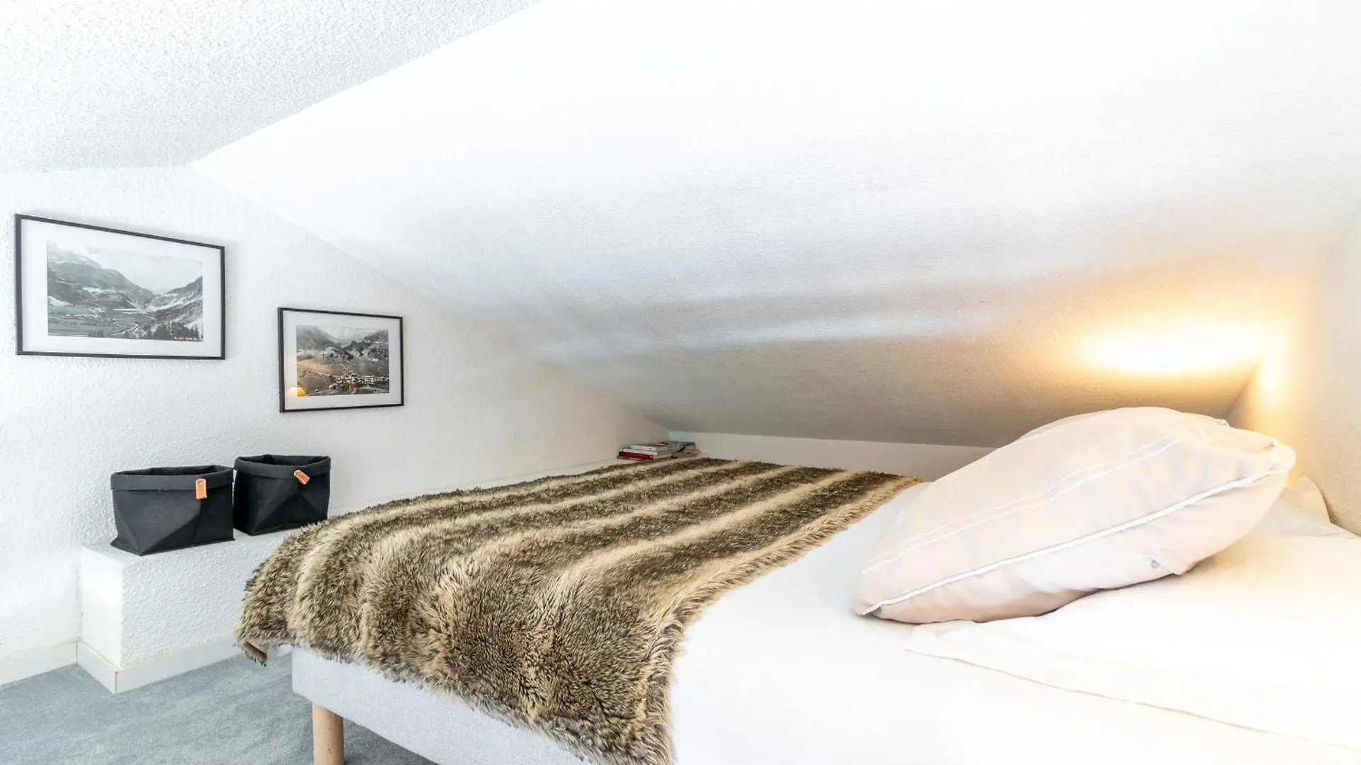 Apartment 2 Pieces Duplex, Skis Aux Pieds, Balcon Tignes